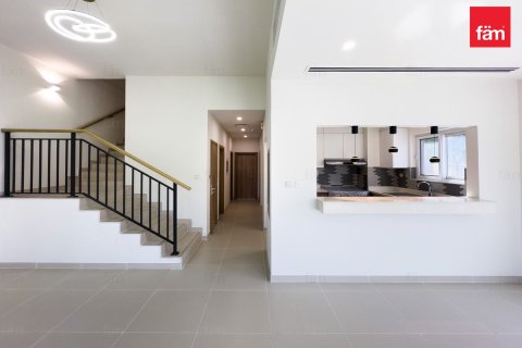 Casa urbana para arrendamento em Dubai, EAU 4 quartos, 227.1 m2 № 661734 - foto 5