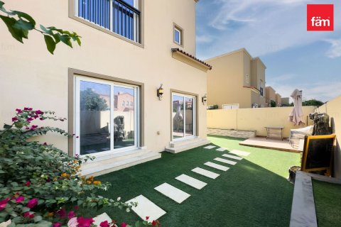 Casa urbana para arrendamento em Dubai, EAU 4 quartos, 227.1 m2 № 661734 - foto 28