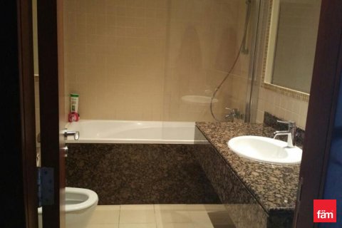 Пәтер Дубай, БАӘ-да 1 жатын бөлме, 111.3 м² № 661738 - фото 9