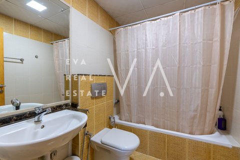 Apartment in Dubai Marina, UAE 2 bedrooms, 95.69 sq.m. № 637575 - photo 17