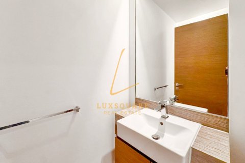 Appartement te huur in Al Wasl, Dubai, VAE 1 slaapkamer, 102 vr.m., nr 763896 - foto 13