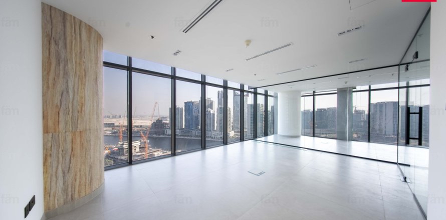 Office i Business Bay, Dubai, UAE 290.1 kvm № 655933