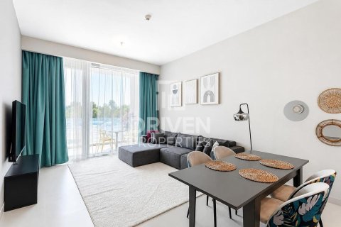 Apartmen di Al Wasl, Dubai, UAE 2 bilik tidur, 139.73 meter persegi № 759671 - foto 3