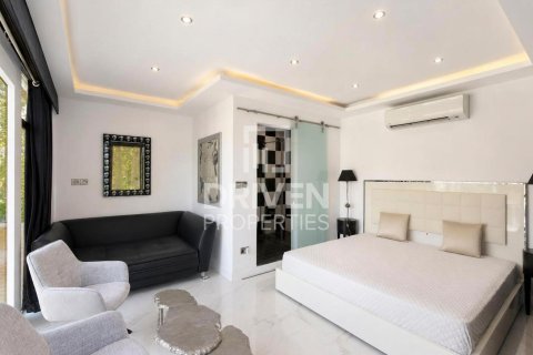 Villa à louer à Al Barari, Dubai, EAU 1368.55 m2 № 759669 - photo 7