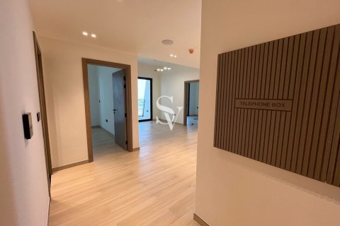 Apartamento en alquiler en Jumeirah Village Circle, Dubai, EAU 3 dormitorios, 126 m2 № 702957 - foto 2