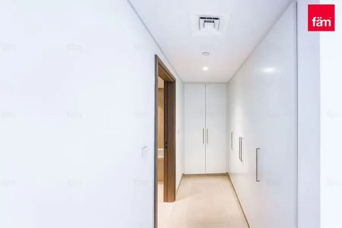 Huoneisto City Walk, Dubai, Arabiemiraatit 2 makuuhuonetta, 102.4 m2 № 655667 - kuva 4