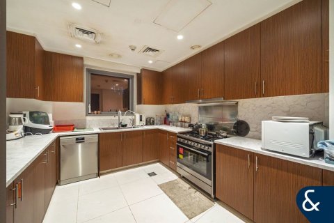 Byt v BLVD CRESCENT v Downtown Dubai (Downtown Burj Dubai), SAE 3 ložnice, 207 m² Č.: 685310 - fotografie 5