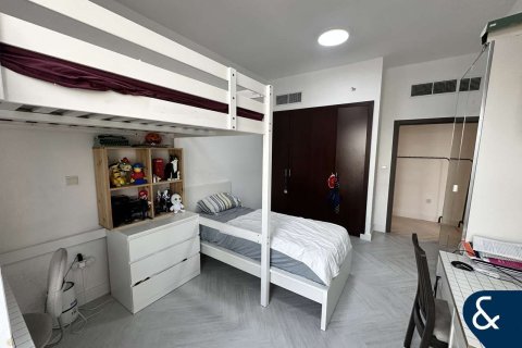 Apartment til salg i Jumeirah Beach Residence, Dubai, UAE 2 soveværelser, 128 kvm № 685306 - foto 12