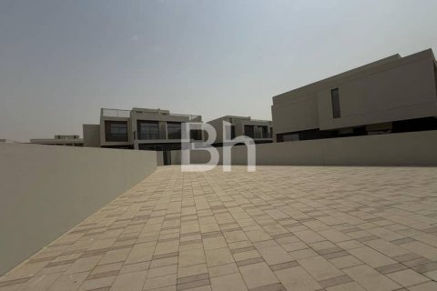 Vila u Dubai South (Dubai World Central), UAE 4 spavaćih soba, 307 m2 Br. 643054 - fotografija 2