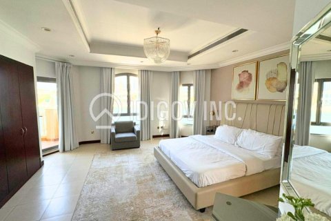 Villa in Palm Jumeirah, Dubai, UAE 5 bedrooms, 622 sq.m. № 647341 - photo 12