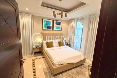 Villa in Palm Jumeirah, Dubai, UAE 5 bedrooms, 622 sq.m. № 647341 - photo 9