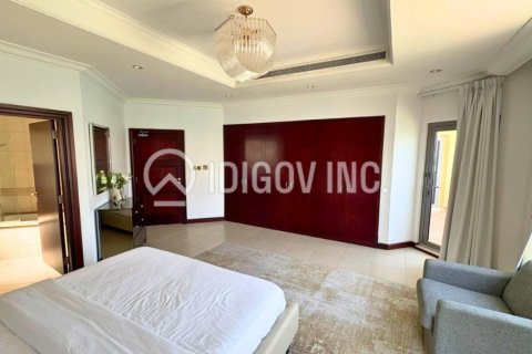 Villa in Palm Jumeirah, Dubai, UAE 5 bedrooms, 622 sq.m. № 647341 - photo 11