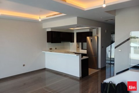 Townhouse til leje i Dubai, UAE 4 soveværelser, 142.4 kvm № 717545 - foto 2