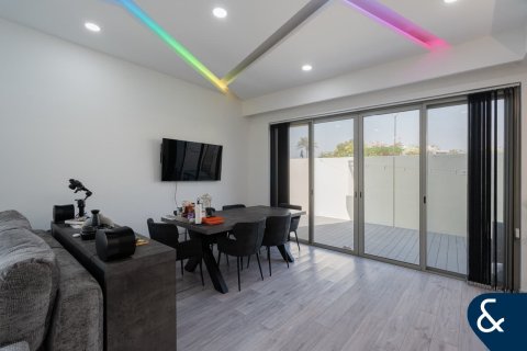 Villa itt: Arabian Ranches 2, Dubai, EAE, 4 hálószoba, 205 m², azonosító: 685081 - fénykép 6