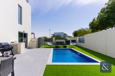 Villa itt: Arabian Ranches 2, Dubai, EAE, 4 hálószoba, 205 m², azonosító: 685081 - fénykép 16