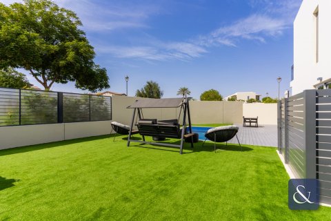 Villa itt: Arabian Ranches 2, Dubai, EAE, 4 hálószoba, 205 m², azonosító: 685081 - fénykép 14