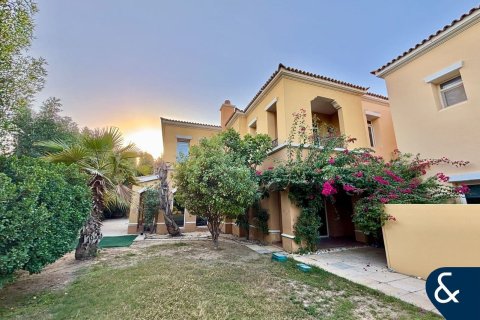 ویلا در Arabian Ranches، Dubai ، امارات متحده عربی 4 خوابه ، 273 متر مربع. شماره 685076