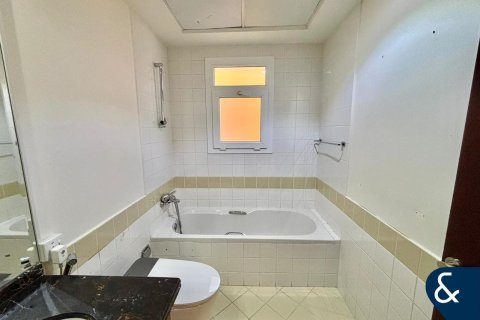 Willa na sprzedaż w Arabian Ranches, Dubai, ZEA 4 sypialnie, 273 mkw., nr 685076 - zdjęcie 8