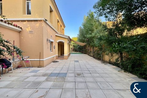 Willa na sprzedaż w Arabian Ranches, Dubai, ZEA 4 sypialnie, 273 mkw., nr 685076 - zdjęcie 2