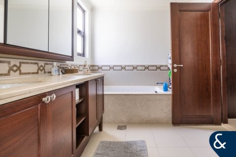 Vilë në Arabian Ranches 2, Dubai, Emiratet e Bashkuara Arabe 4 dhoma gjumi, 404 m2. № 685075 - Foto 15