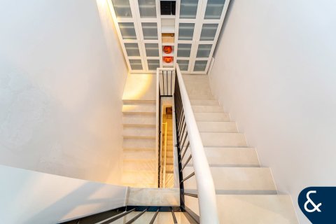 تاون هاوس للبيع في Dubai Sports City، دبي، الإمارات العربية المتحدة 4 غرفة نوم ، 311 متر مربع ، رقم 685077 - صورة 18