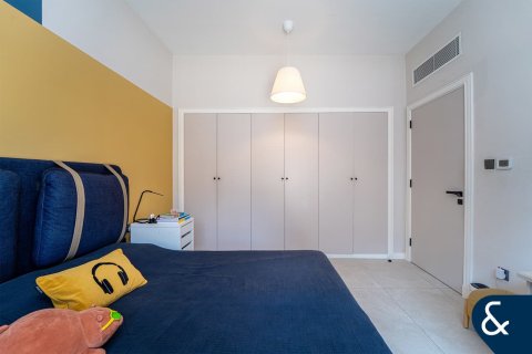 تاون هاوس للبيع في Dubai Sports City، دبي، الإمارات العربية المتحدة 4 غرفة نوم ، 311 متر مربع ، رقم 685077 - صورة 15