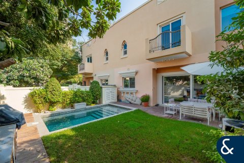 Townhouse in Dubai Sports City, Dubai, UAE 4 bedrooms, 311 sq.m. № 685077