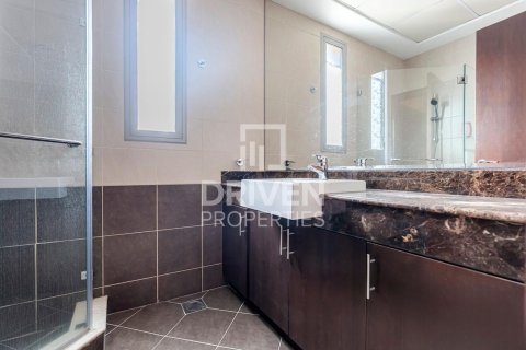 Villa till försäljning i Dubai Silicon Oasis, Dubai, UAE 3 sovrum, 351 kvm Nr. 653299 - fotografi 15