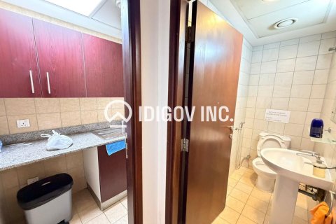 Office in Business Bay, Dubai, UAE 72 sq.m. № 687677 - photo 5