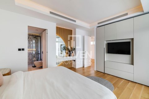 Vilë në Al Sufouh, Dubai, Emiratet e Bashkuara Arabe 5 dhoma gjumi, 556 m2. № 682641 - Foto 18