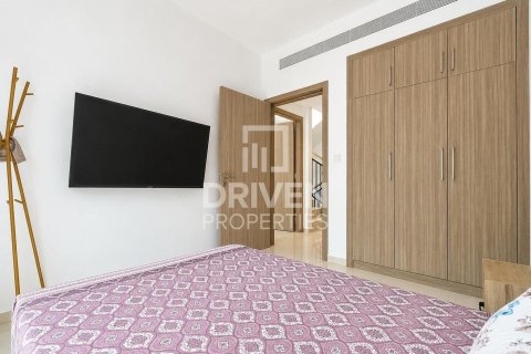 Kaupunkipientalo Dubai, Arabiemiraatit 3 makuuhuonetta, 170.2 m2 № 762706 - kuva 15