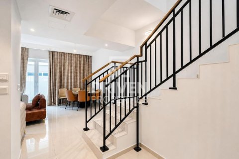 Kaupunkipientalo Dubai, Arabiemiraatit 3 makuuhuonetta, 170.2 m2 № 762706 - kuva 8