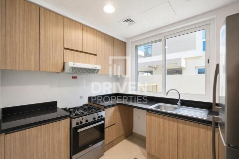 Kaupunkipientalo Dubai, Arabiemiraatit 3 makuuhuonetta, 170.2 m2 № 762706 - kuva 16