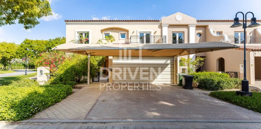 Villa in Dubai Investment Park, Dubai, VAE 5 slaapkamers, 357 vr.m. nr 684031