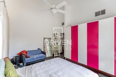 Villa te huur in Dubai Investment Park, Dubai, VAE 5 slaapkamers, 357 vr.m., nr 684031 - foto 9