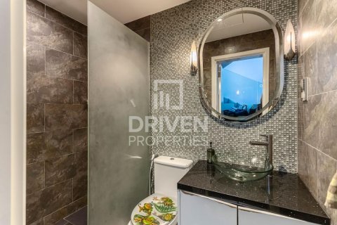 Villa te huur in Dubai Investment Park, Dubai, VAE 5 slaapkamers, 357 vr.m., nr 684031 - foto 19