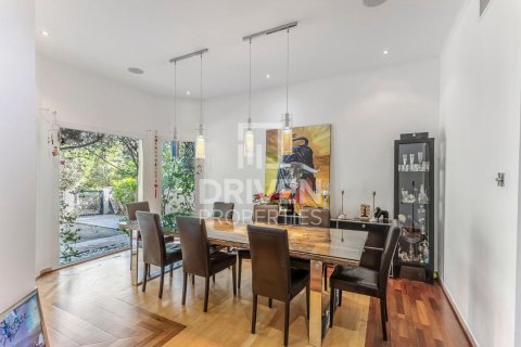 Villa te huur in Dubai Investment Park, Dubai, VAE 5 slaapkamers, 357 vr.m., nr 684031 - foto 5