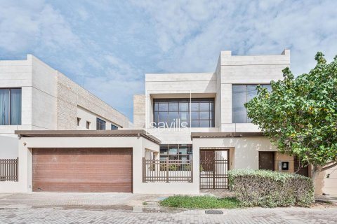 Villa on the Saadiyat Island, Abu Dhabi, UAE 5 bedrooms, 1072.01 sq.m. № 748112 - photo 3