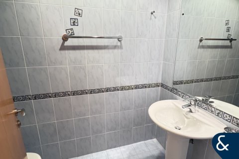 Dzīvoklis Dubai Marina, Dubaijā, AAE 3 istabas, 195 m2 Nr. 671387 - attēls 15