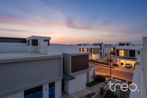 Villa in Dubai Hills Estate, Dubai, UAE 4 bedrooms, 312.9 sq.m. № 739192 - photo 17