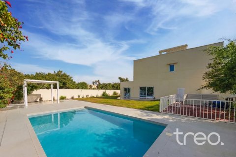 Villa en venta en Meadows, Dubai, EAU 5 dormitorios, 346.81 m2 № 739190 - foto 2