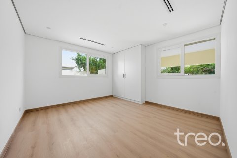 Villa en venta en Meadows, Dubai, EAU 5 dormitorios, 346.81 m2 № 739190 - foto 14