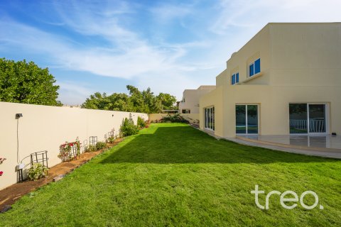 Villa en venta en Meadows, Dubai, EAU 5 dormitorios, 346.81 m2 № 739190 - foto 21