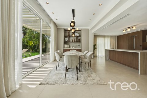 Villa en venta en Meadows, Dubai, EAU 5 dormitorios, 336.68 m2 № 739186 - foto 3