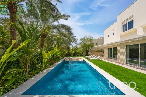 Villa en venta en Meadows, Dubai, EAU 5 dormitorios, 336.68 m2 № 739186 - foto 24