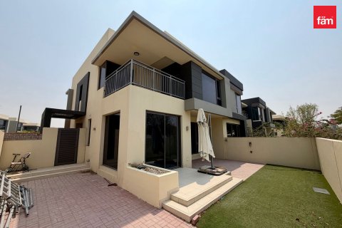 ویلا برای اجاره در Dubai Hills Estate، Dubai، امارات متحده عربی 5 خوابه ، 288.7 متر مربع ، شماره 760346 - تصویر 2