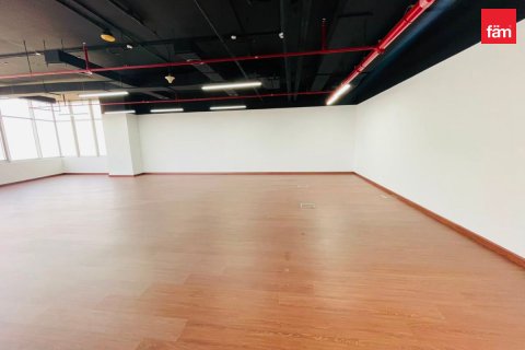 Bureau à louer à Dubai, EAU 117.1 m2 № 760344 - photo 8
