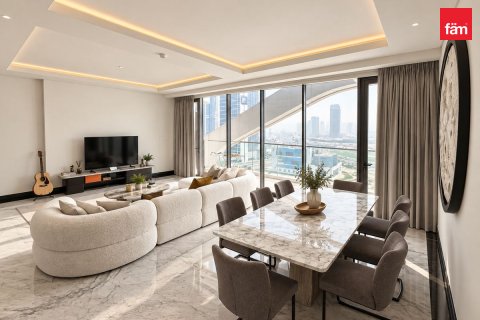 Apartment in Business Bay, Dubai, UAE 2 bedrooms, 214.8 sq.m. № 760347 - photo 4