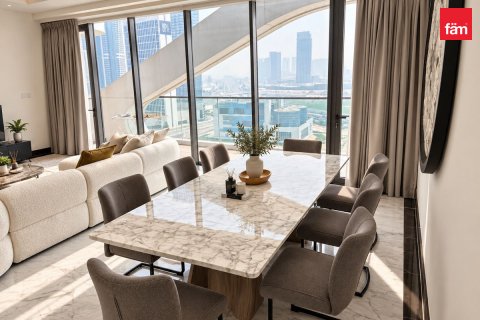 Apartment in Business Bay, Dubai, UAE 2 bedrooms, 214.8 sq.m. № 760347 - photo 5