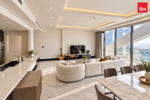 Apartment in Business Bay, Dubai, UAE 2 bedrooms, 214.8 sq.m. № 760347 - photo 3